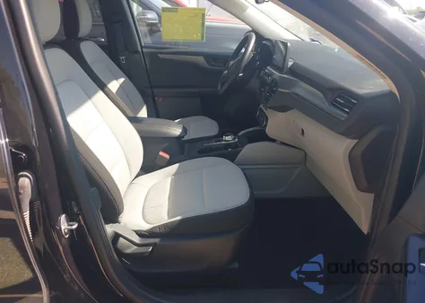 2024 Ford Escape Active z USA, uszkodzony, nr VIN 1FMCU0GN4RUA66314